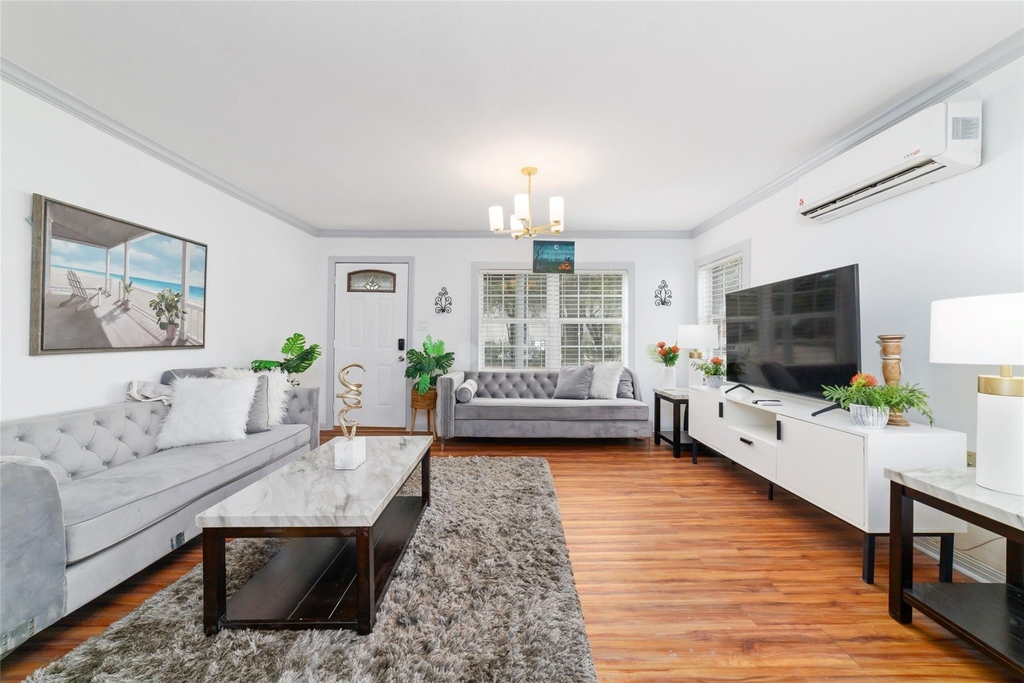 1604 W Alabama St - Photo 3