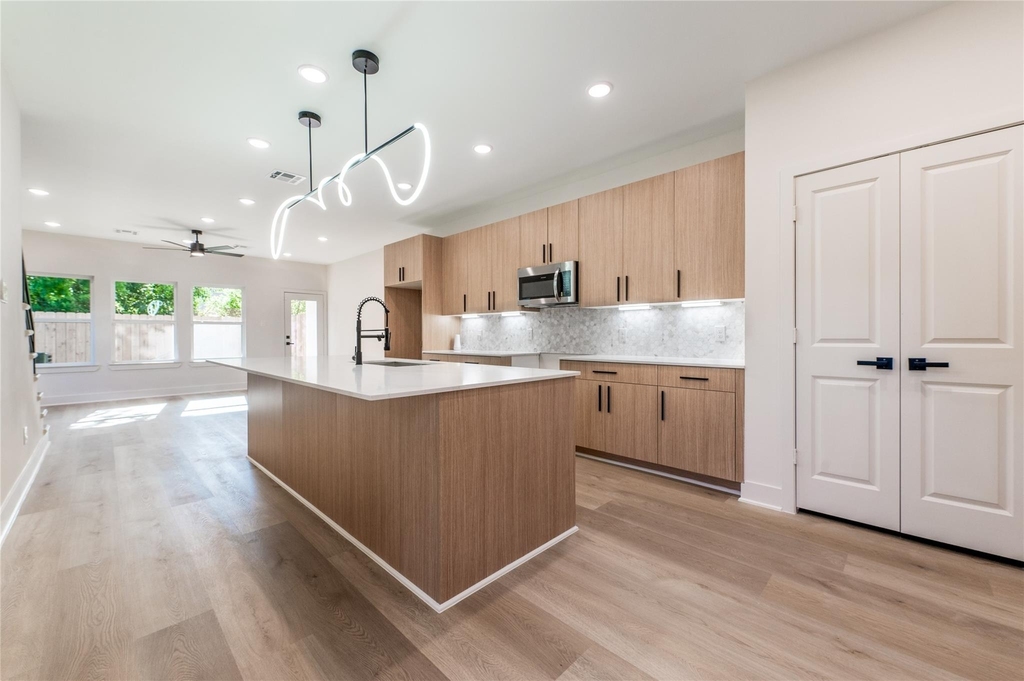 7930 Corinth Street - Photo 1