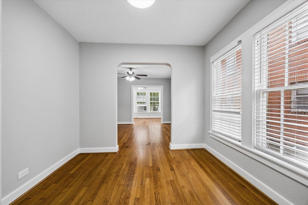 1812 W Alabama Street - Photo 2