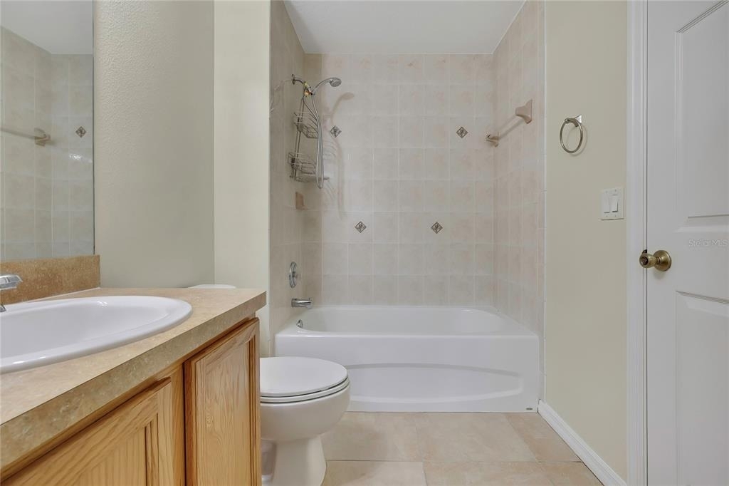 5539 W Oak Park Boulevard - Photo 20