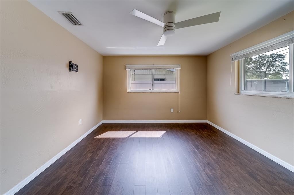 8473 121st Street - Photo 18