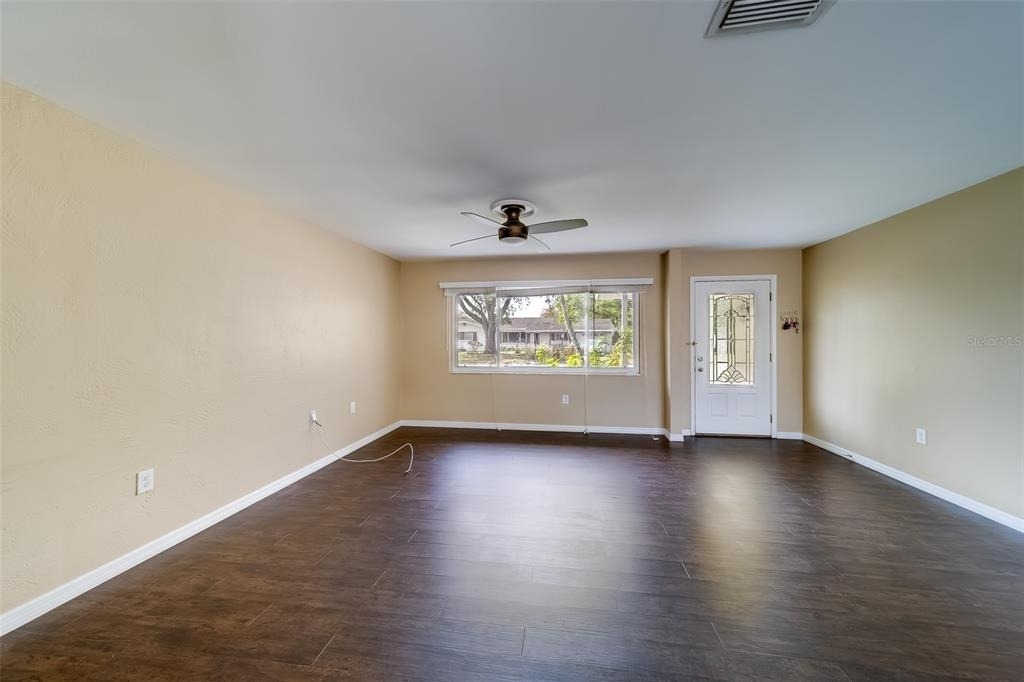 8473 121st Street - Photo 4