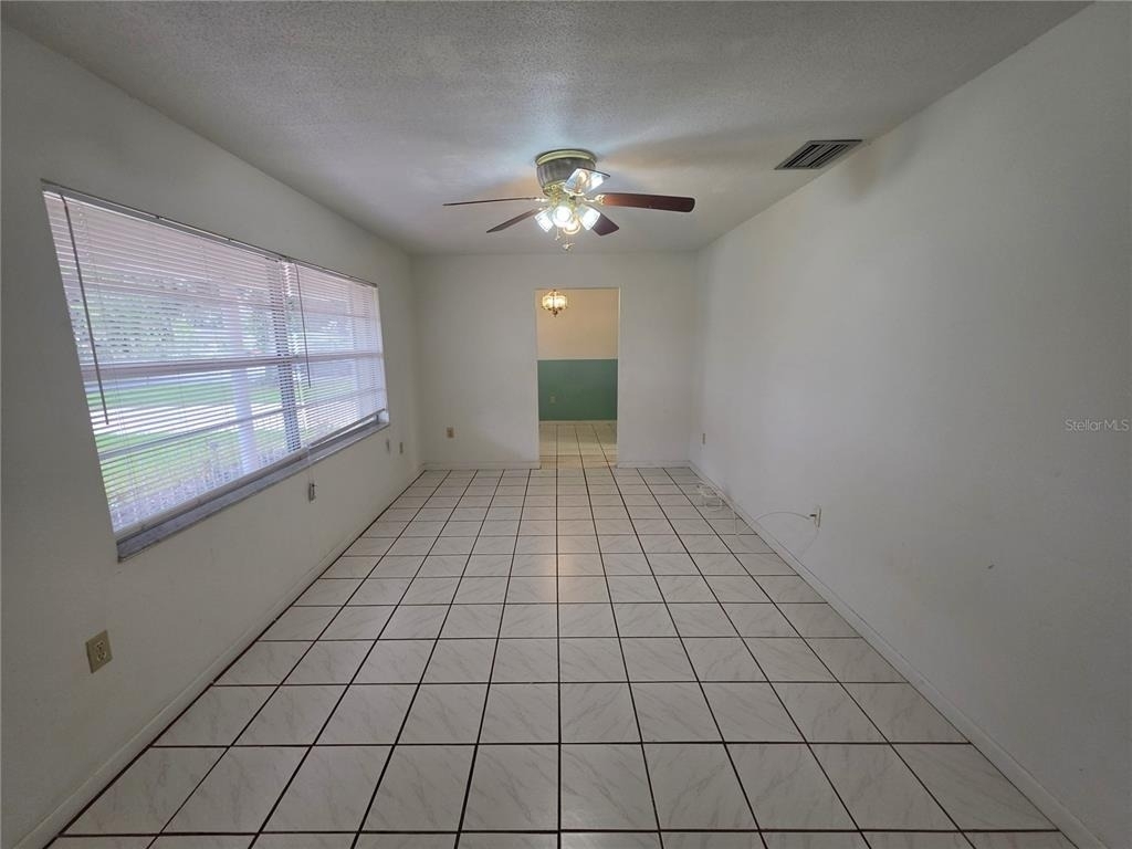 1028 Wildwood W - Photo 4