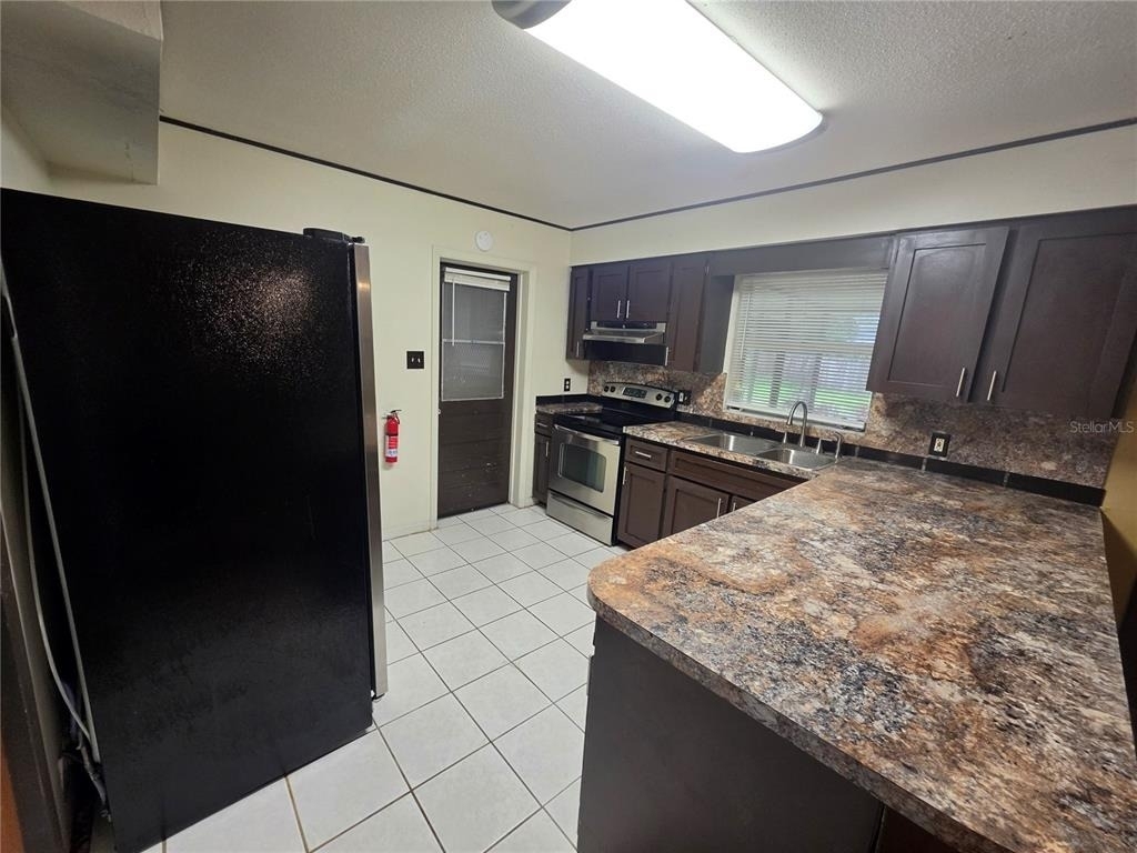 1028 Wildwood W - Photo 9