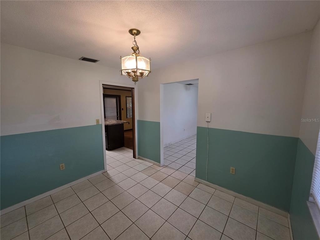 1028 Wildwood W - Photo 7