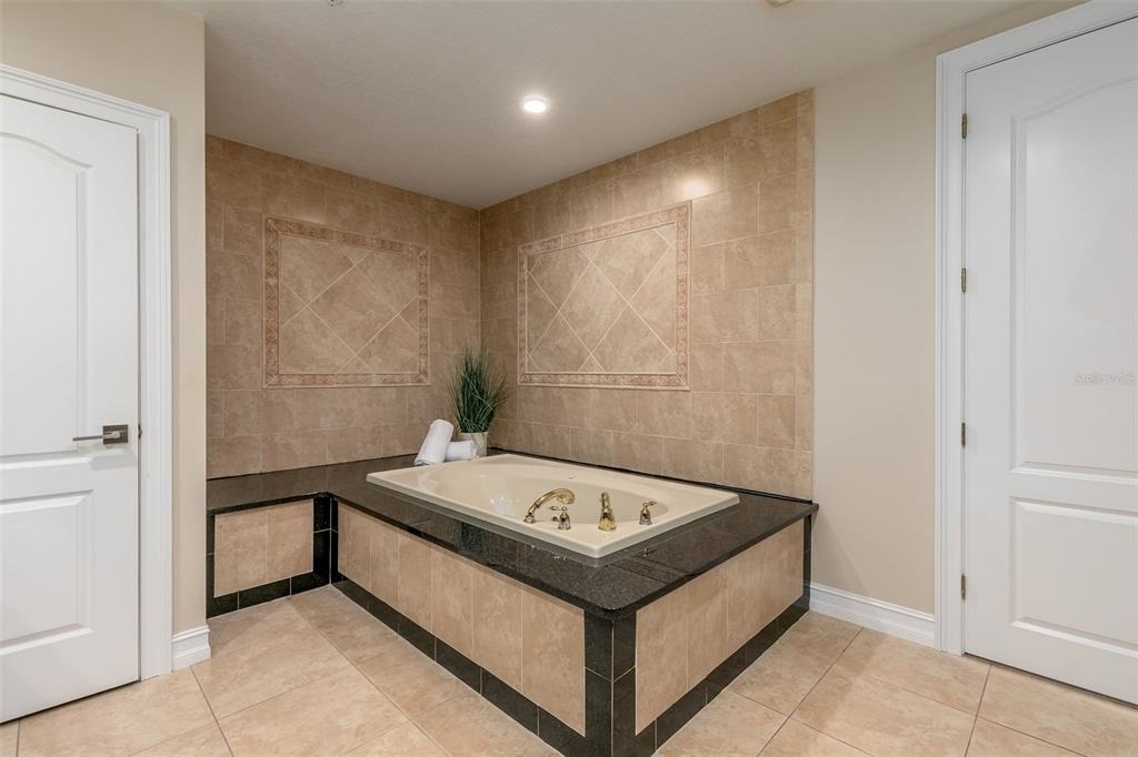 220 108th Avenue - Photo 31