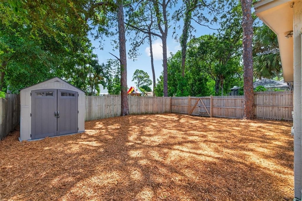 230 48th Avenue N - Photo 16