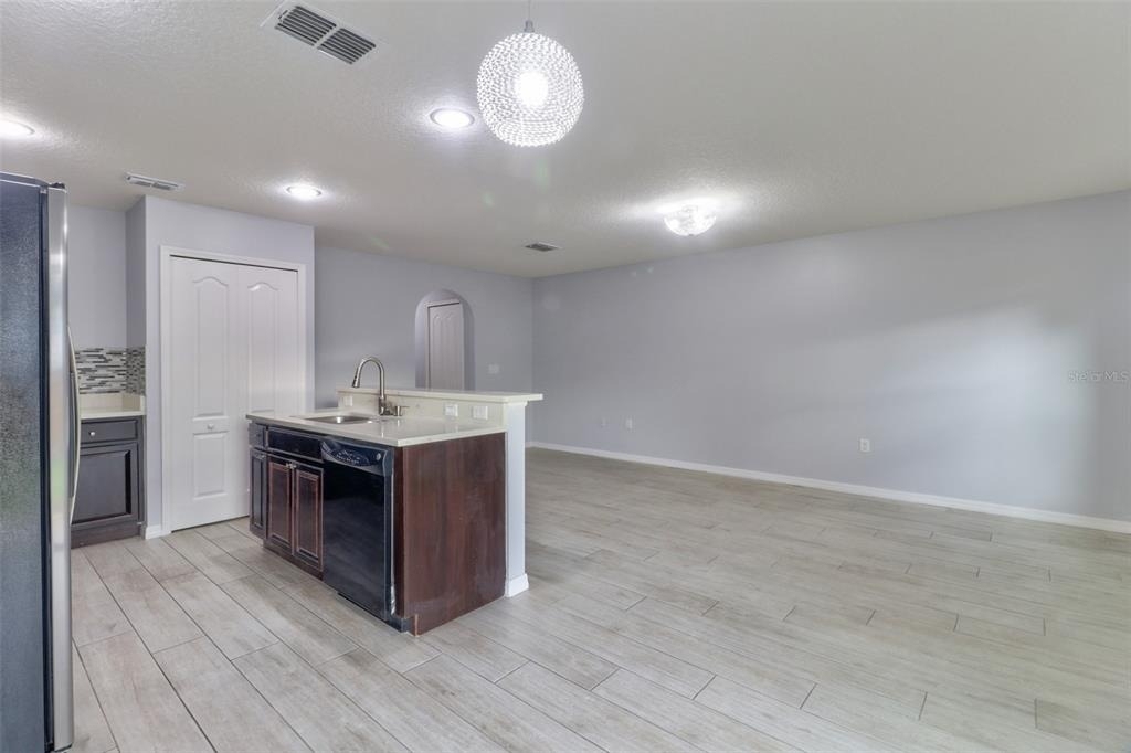 4441 Ashburn Square Drive - Photo 3