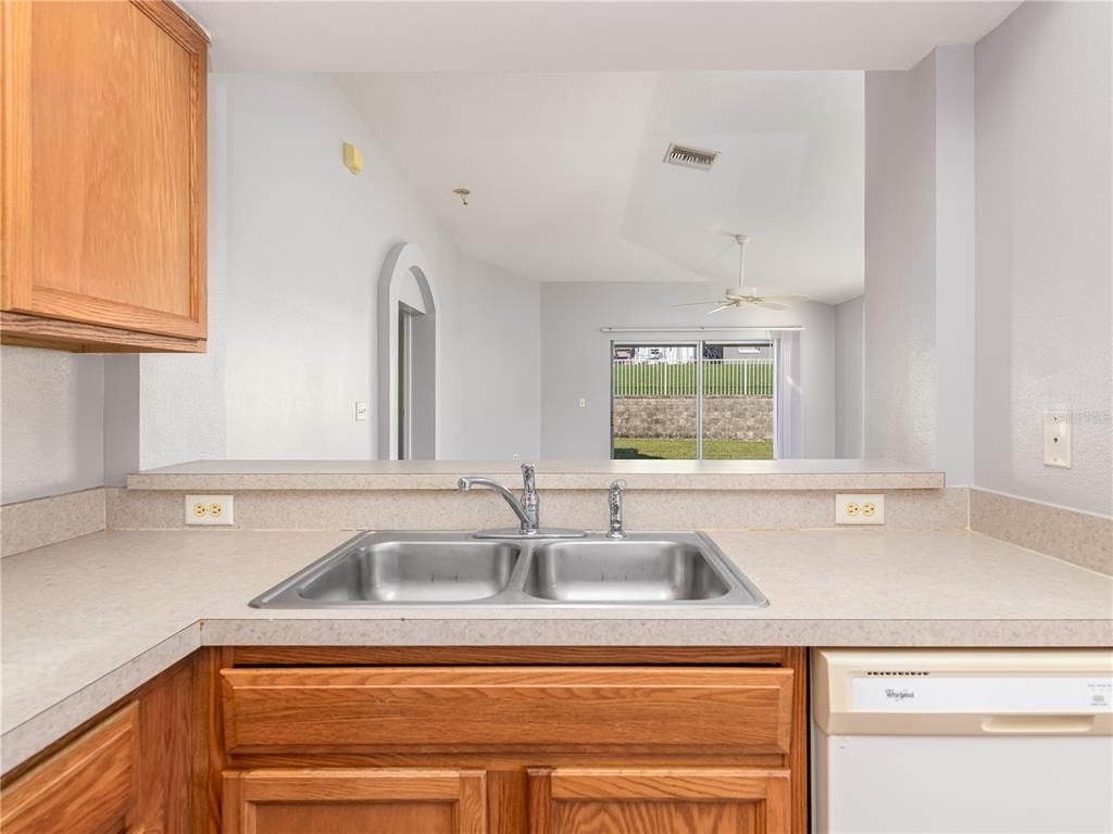 7608 Merchantville Circle - Photo 12