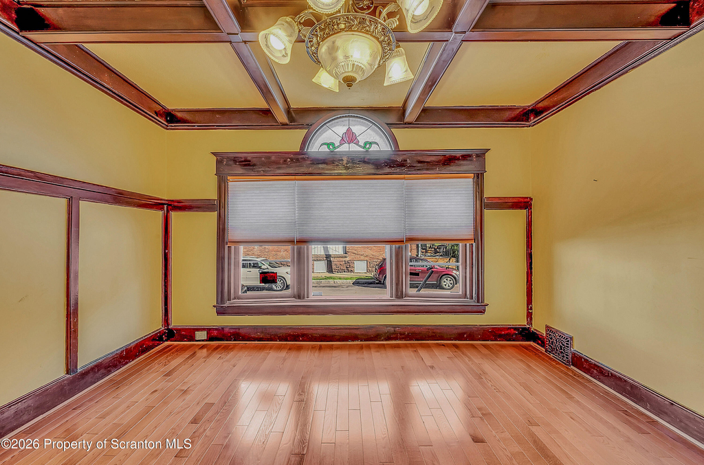 533 S Franklin Street - Photo 3