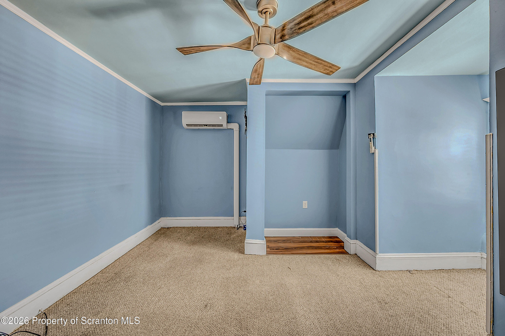 533 S Franklin Street - Photo 27
