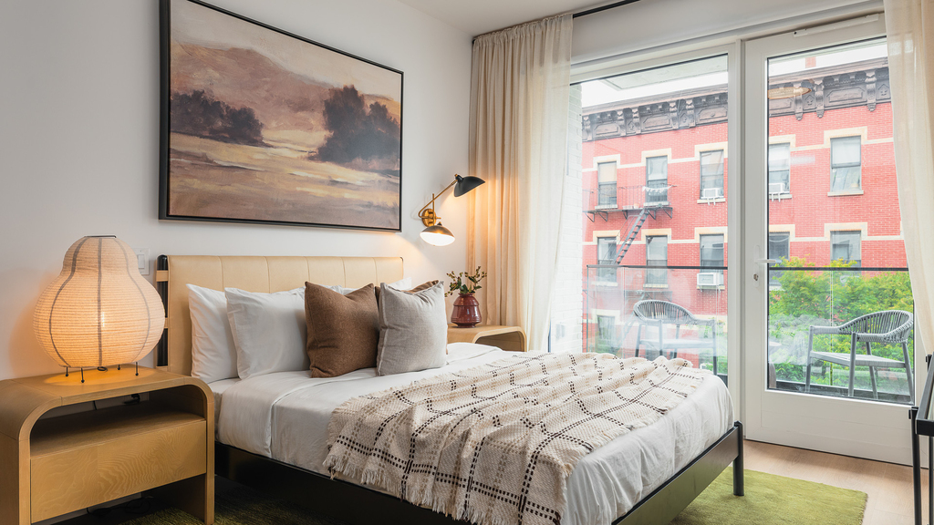 229 Wythe Ave - Photo 2