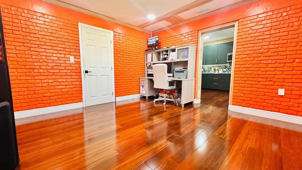 6804 Barry Road - Photo 14