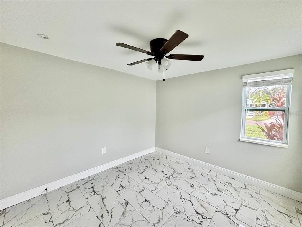 425 Orangewood Drive - Photo 17