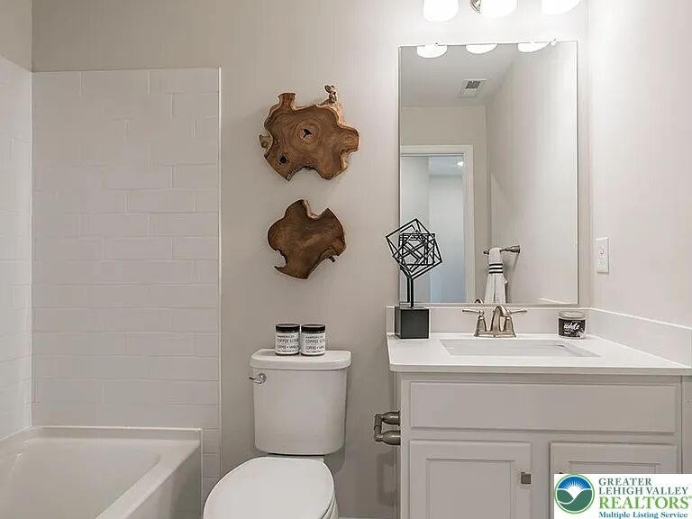 1043 Turnstone Drive - Photo 4