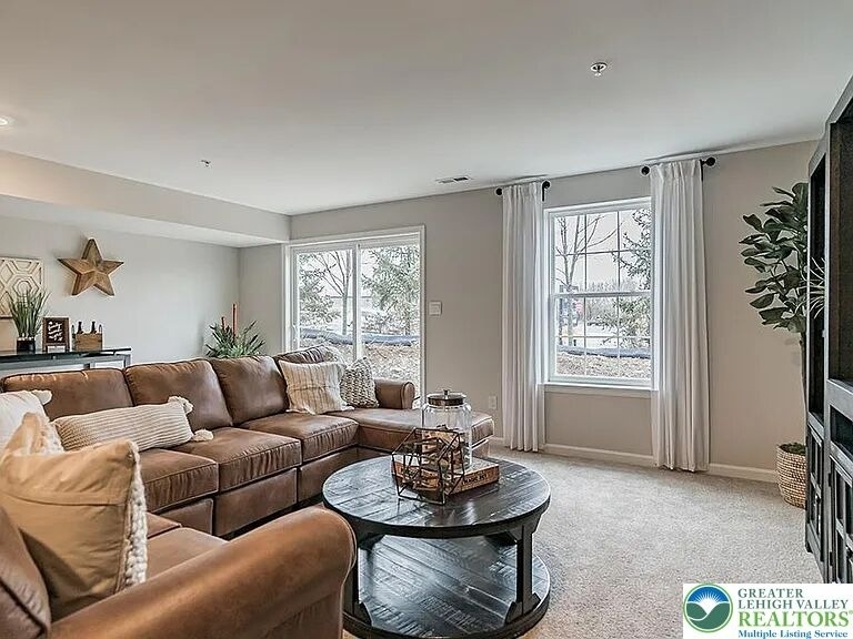 1043 Turnstone Drive - Photo 9