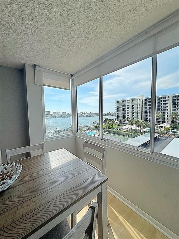 660 Island Way - Photo 2