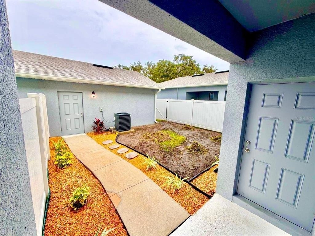 5062 Avalon Park Boulevard - Photo 22