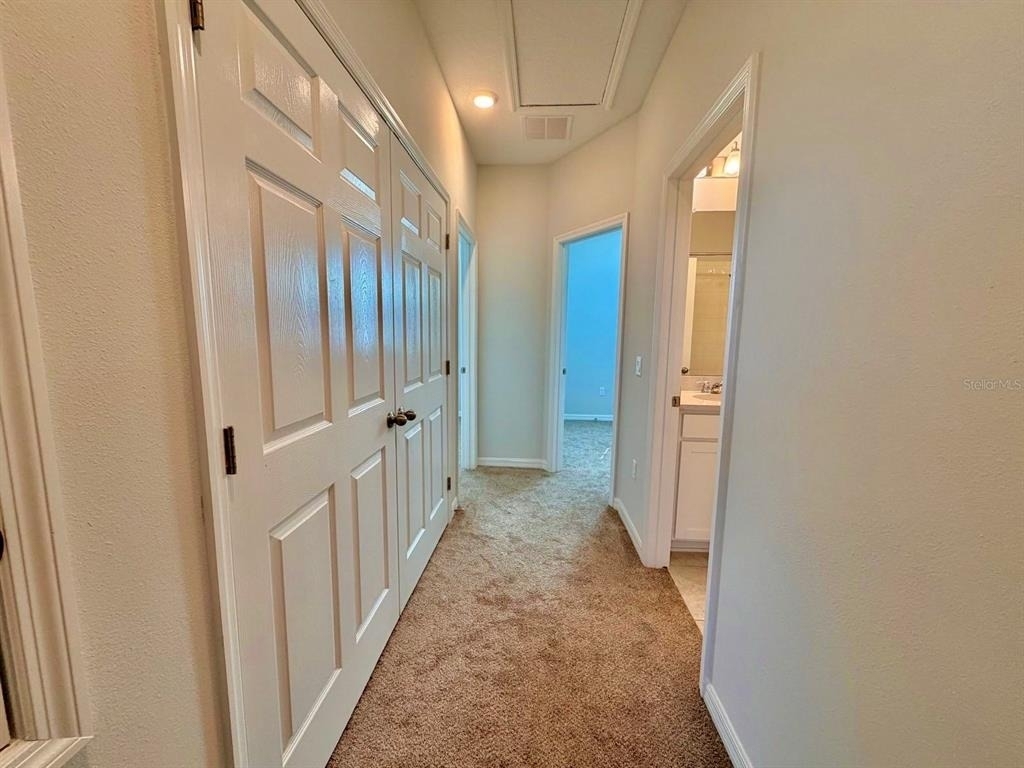 5062 Avalon Park Boulevard - Photo 9