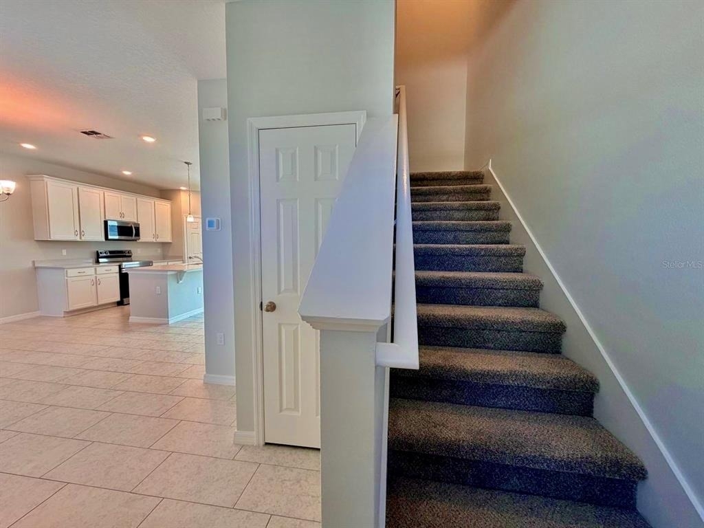 5062 Avalon Park Boulevard - Photo 7