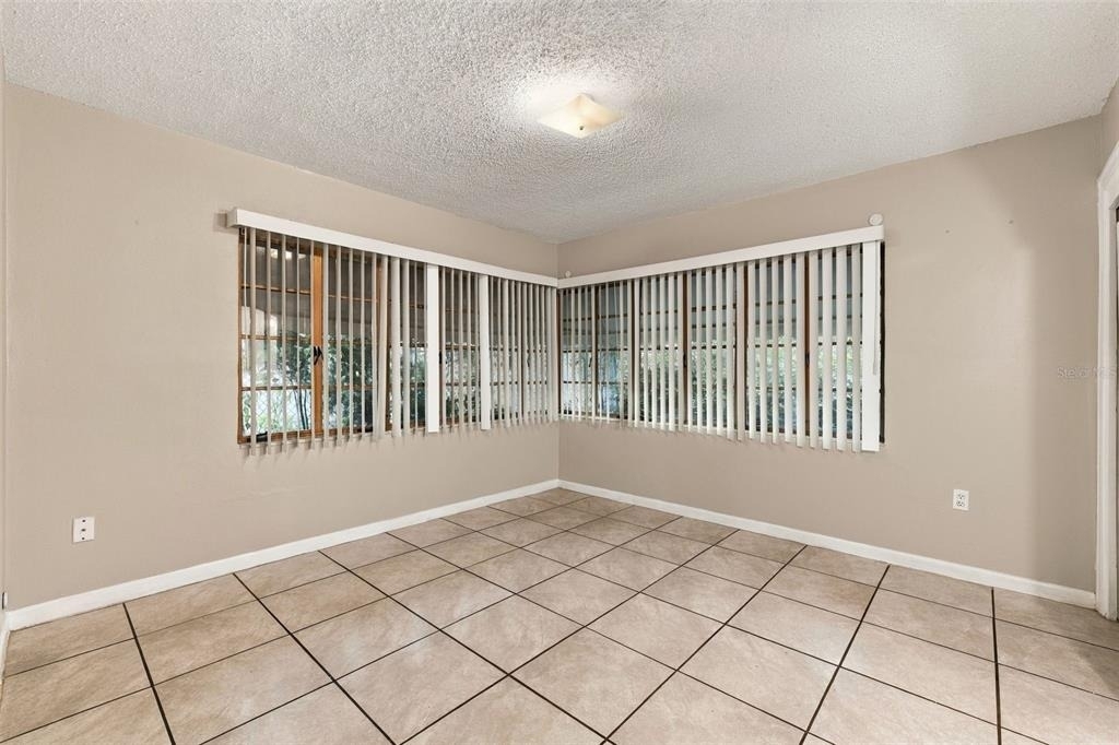 116 W Osborne Avenue - Photo 21