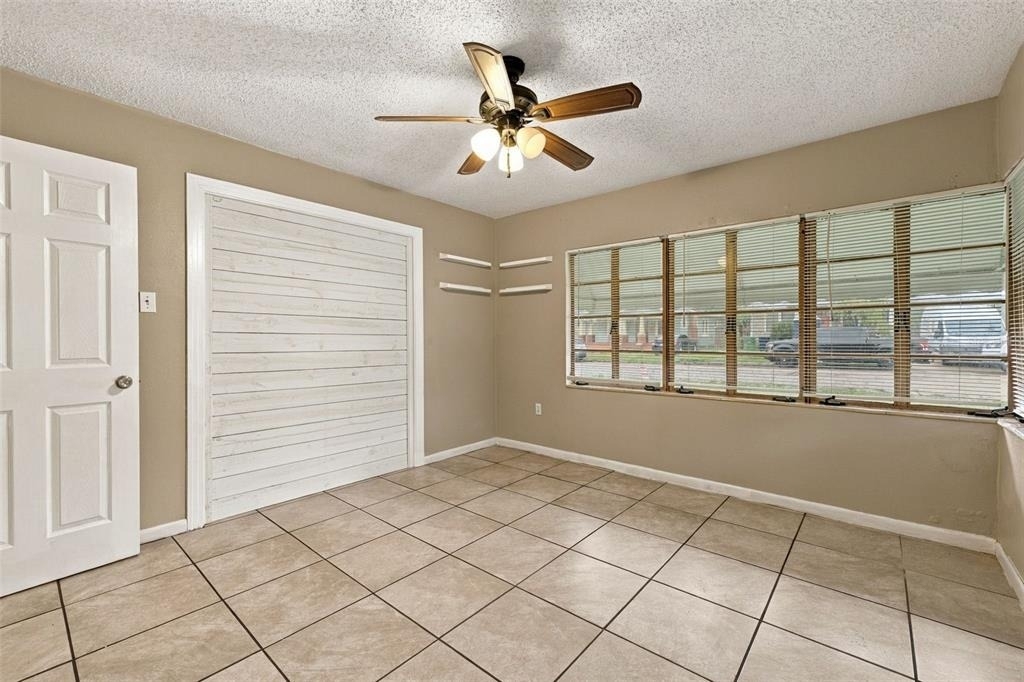 116 W Osborne Avenue - Photo 18