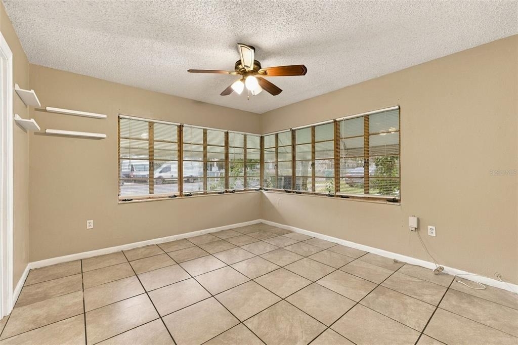 116 W Osborne Avenue - Photo 15