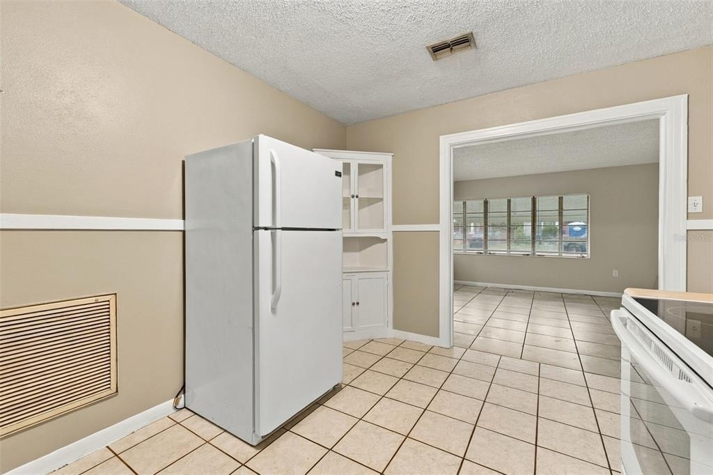 116 W Osborne Avenue - Photo 13