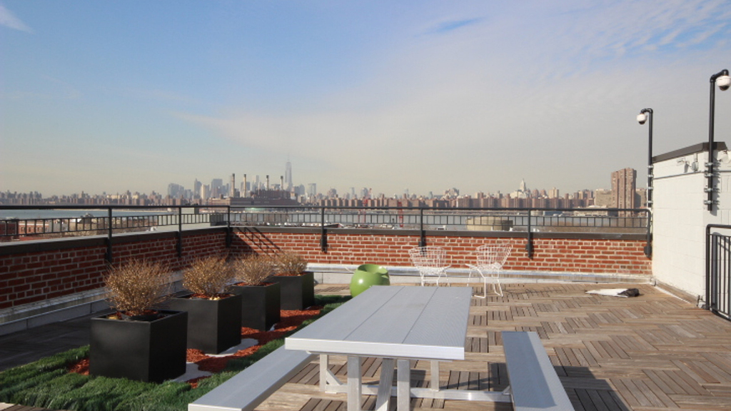 100 Dupont St - Photo 8