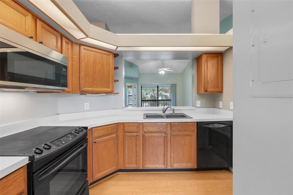 3112 S Semoran Boulevard - Photo 10