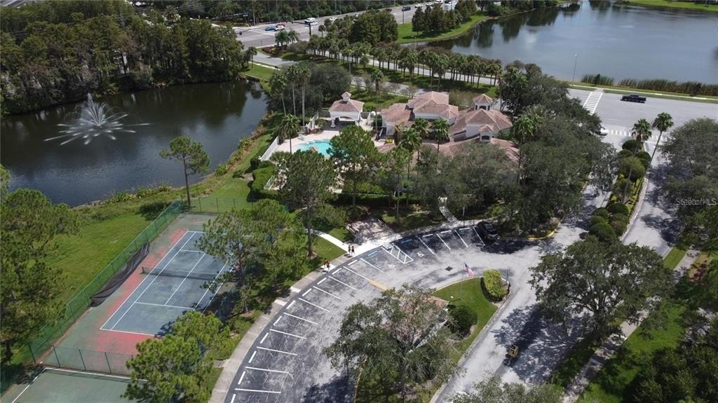 13905 Fairway Island Drive - Photo 21