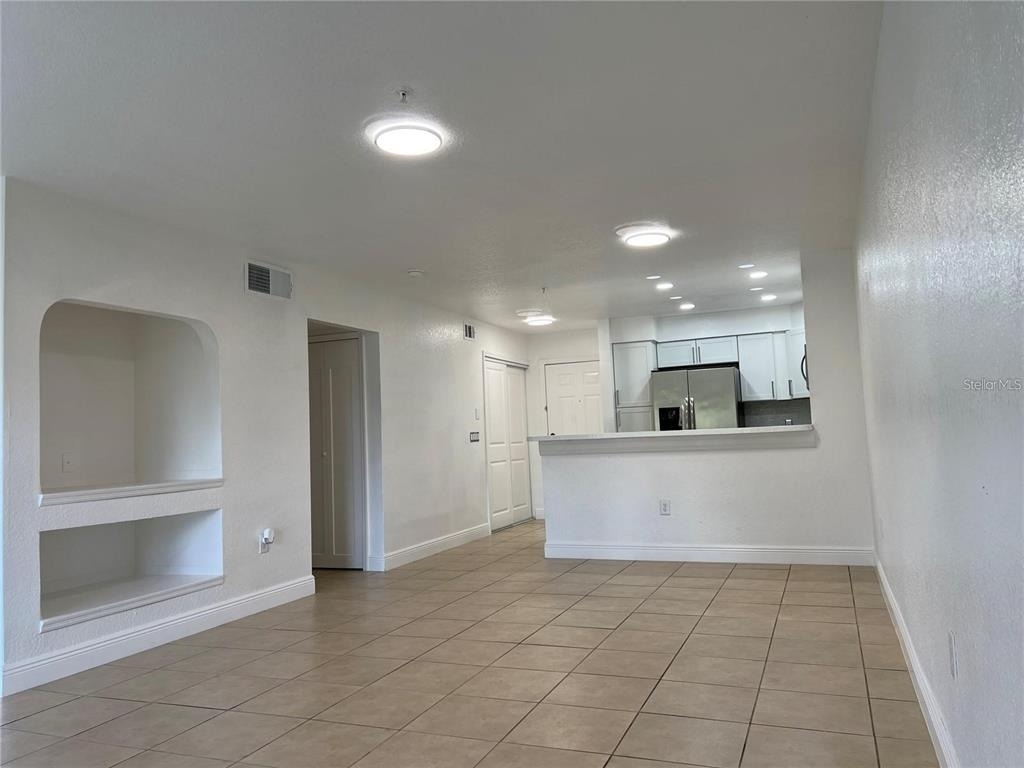 13905 Fairway Island Drive - Photo 3