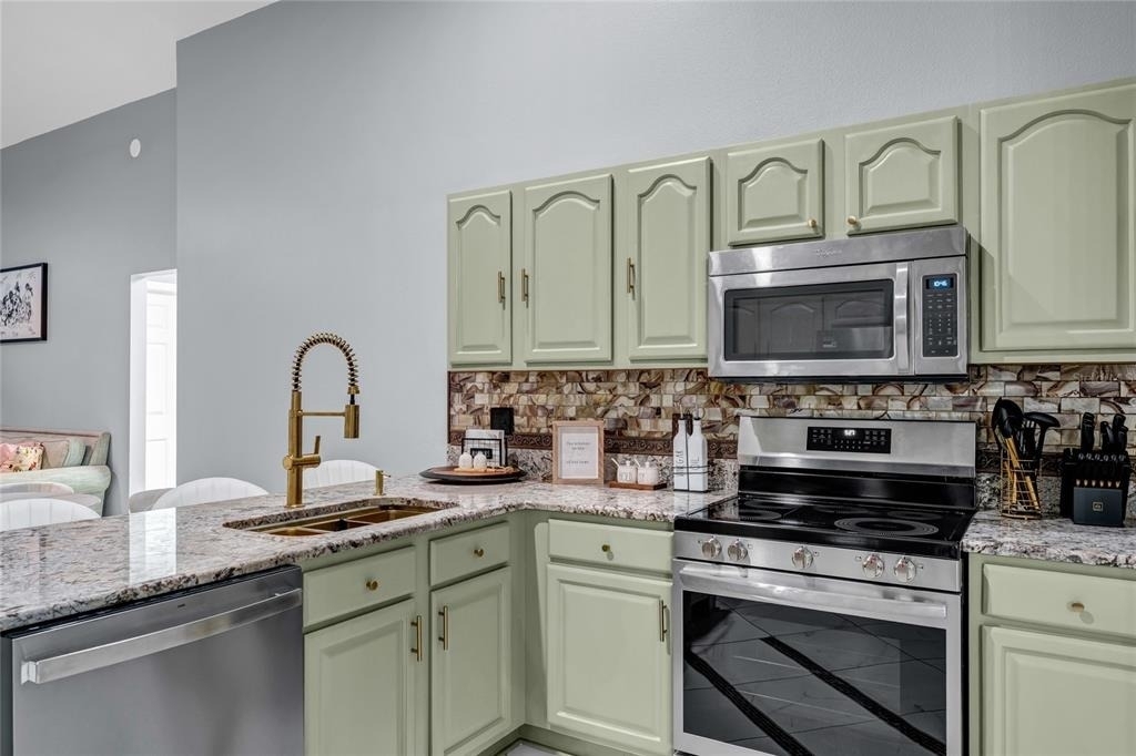 119 Hypolita Avenue - Photo 5