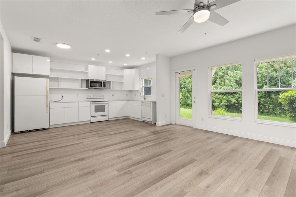 9772 Tivoli Villa Drive - Photo 14