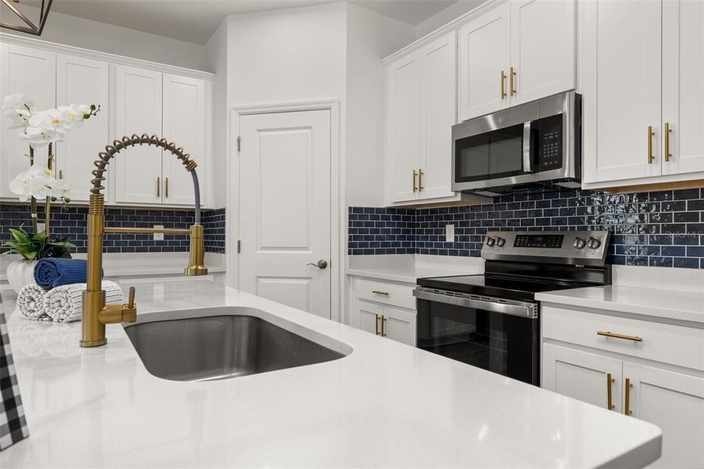 1267 Normandy Drive - Photo 10