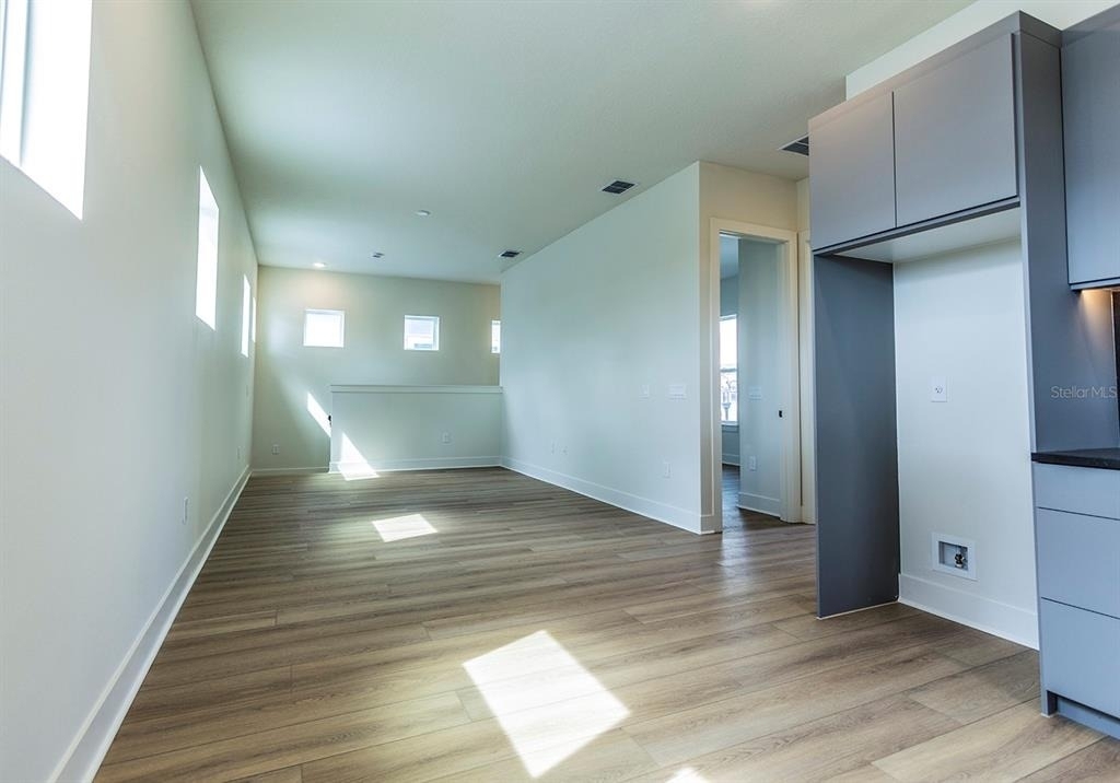 9620 Duflo Way - Photo 1