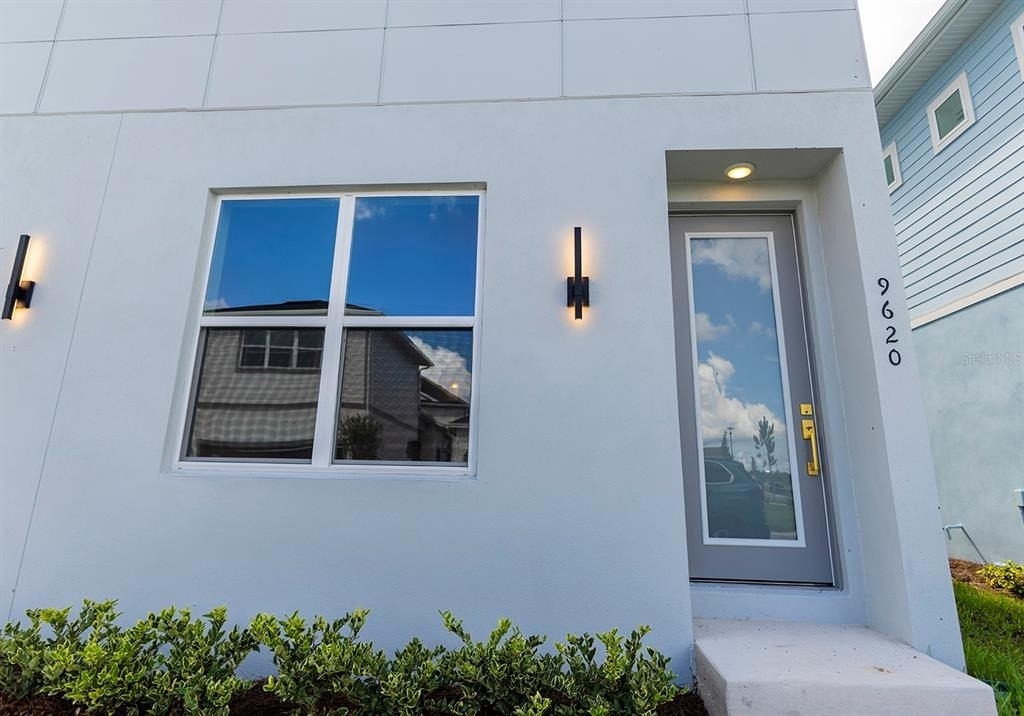 9620 Duflo Way - Photo 0