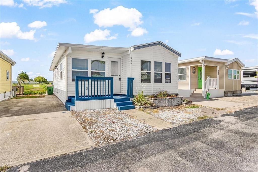 1475 Flamingo Drive - Photo 1