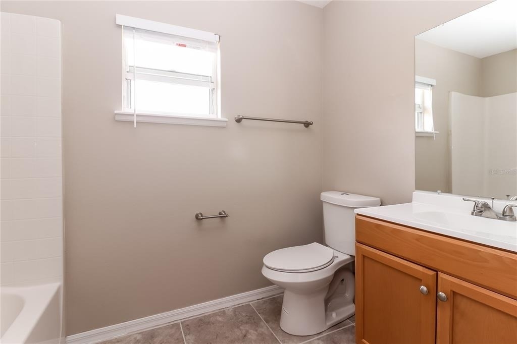 927 Cambridge Court - Photo 13