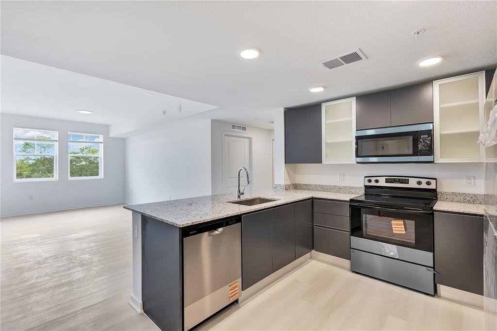 5563 Millenia Park Blvd - Photo 3
