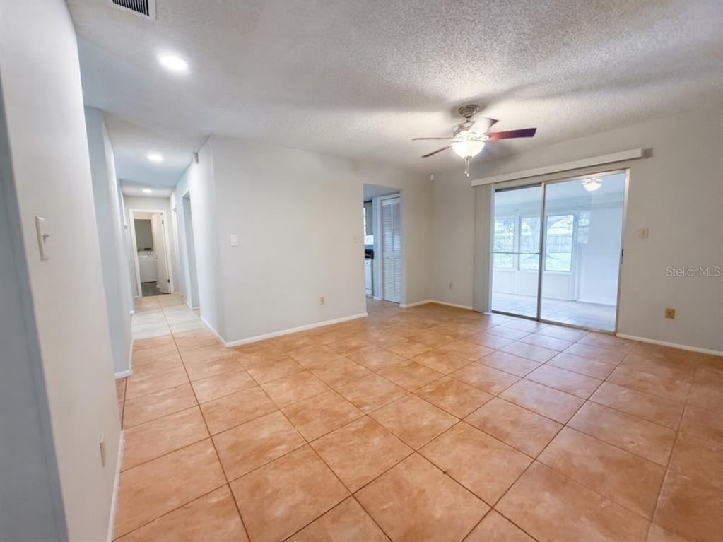 113 S Deerwood Avenue - Photo 5