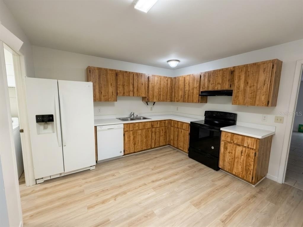 5443 Pinetrail Way - Photo 2