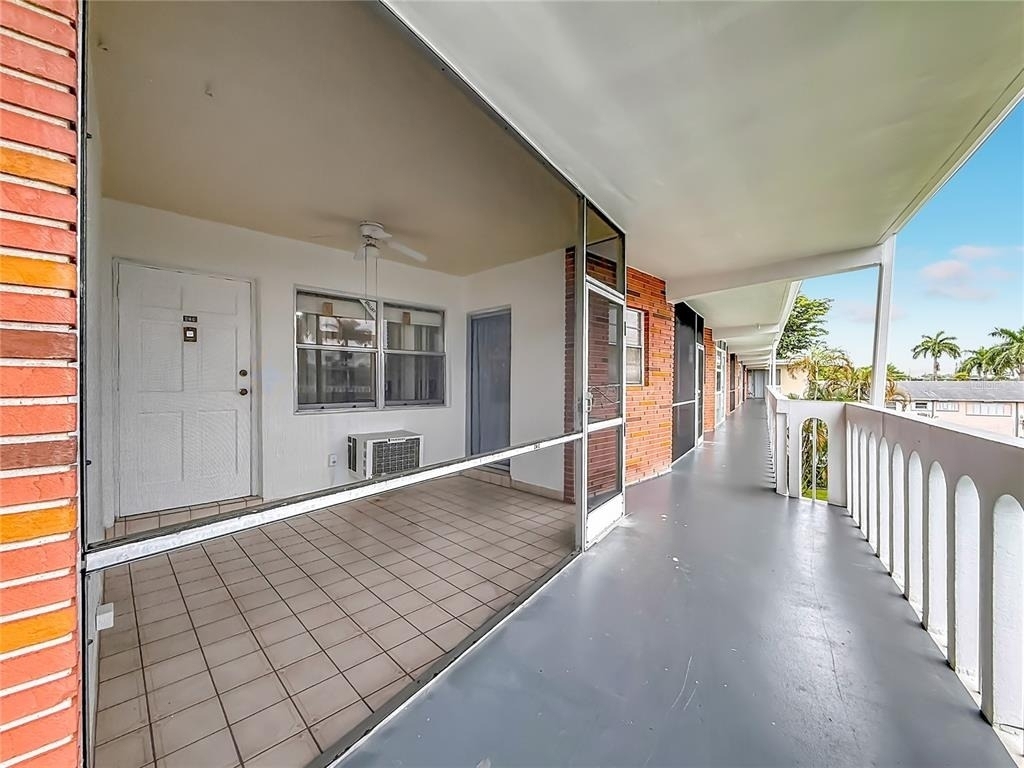 141 Ne 10th Avenue - Photo 12