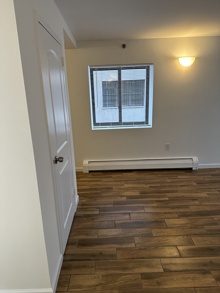 31-64 21st Street - Photo 5