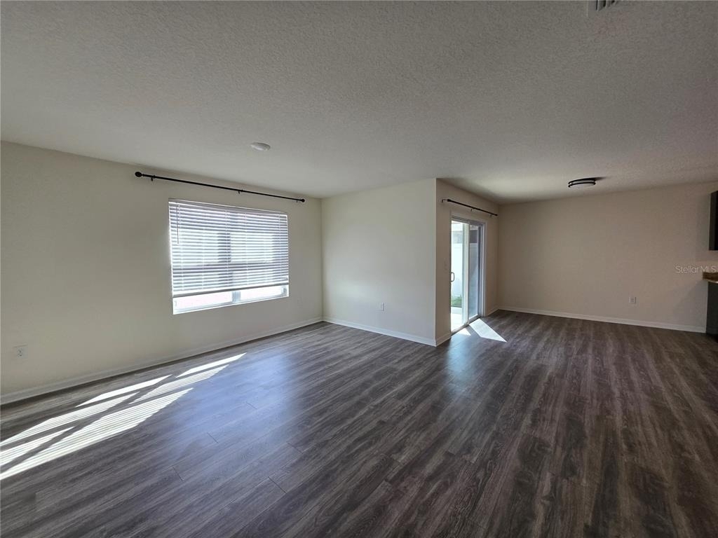 887 Nw 250th Drive - Photo 11