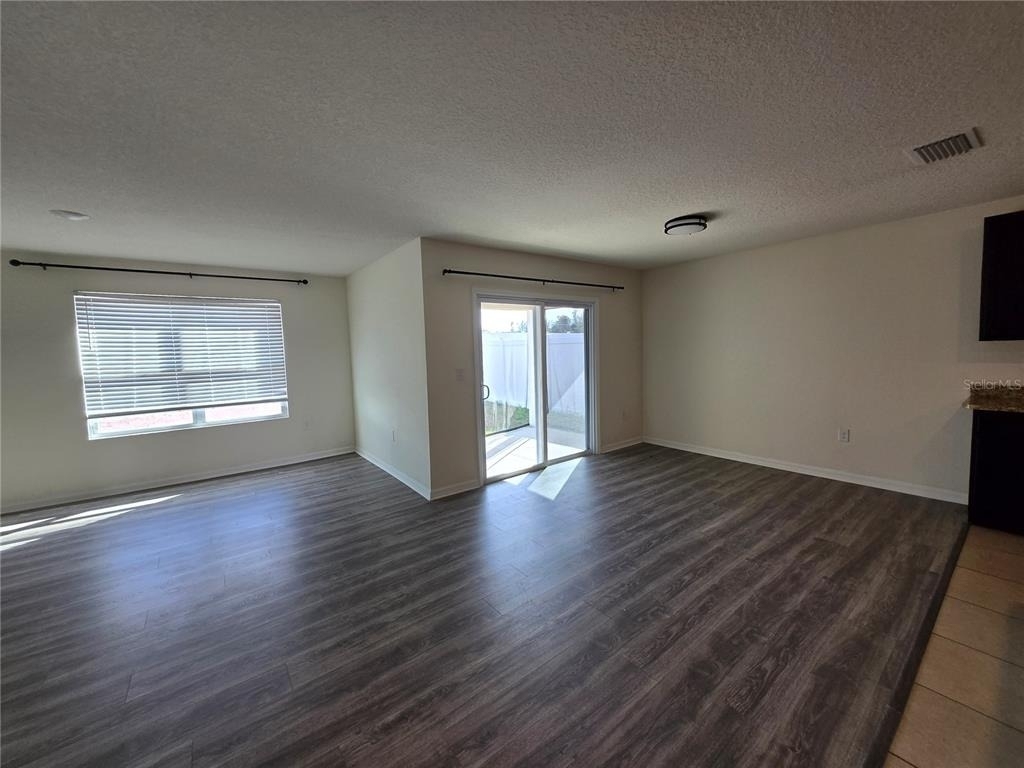 887 Nw 250th Drive - Photo 8