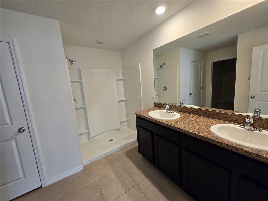 887 Nw 250th Drive - Photo 19