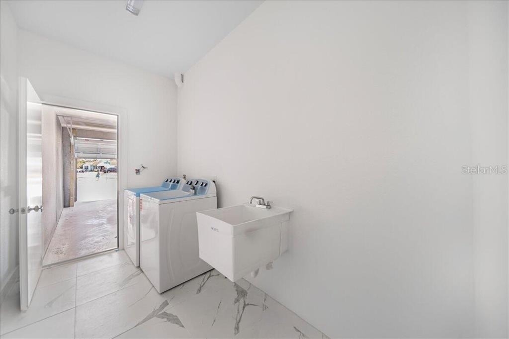7427 Sea Mist Drive - Photo 10