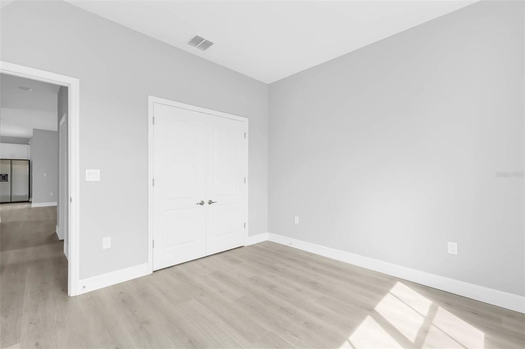 445 Loveland Boulevard - Photo 36