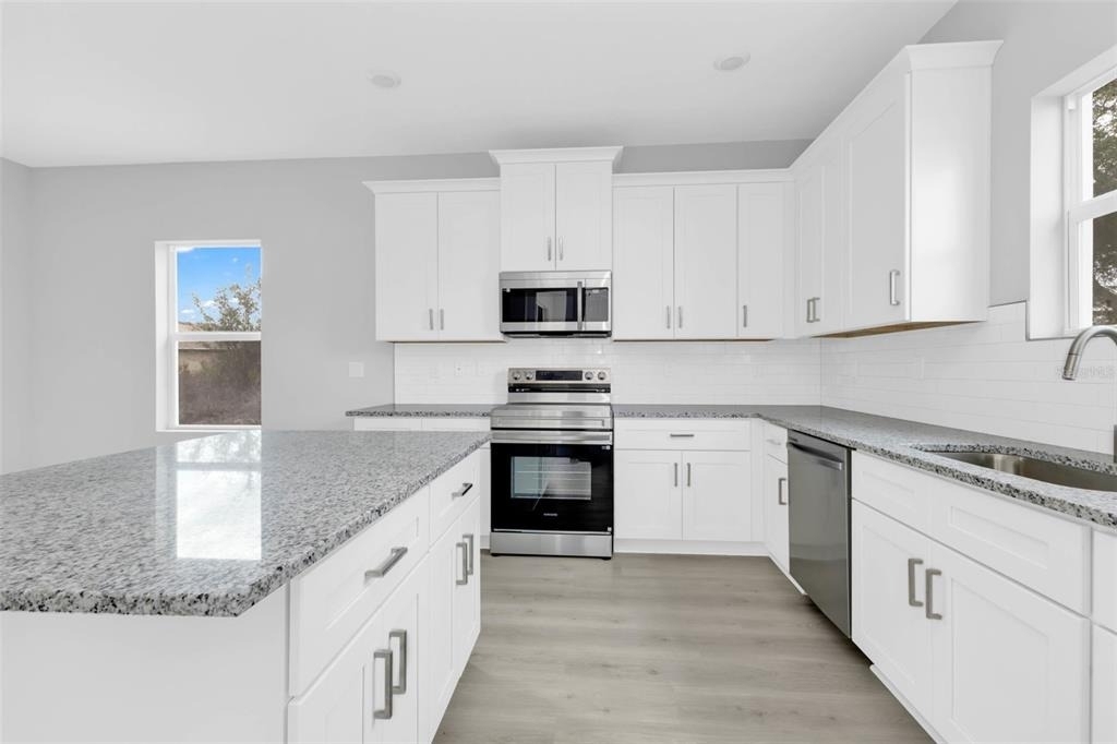 445 Loveland Boulevard - Photo 13